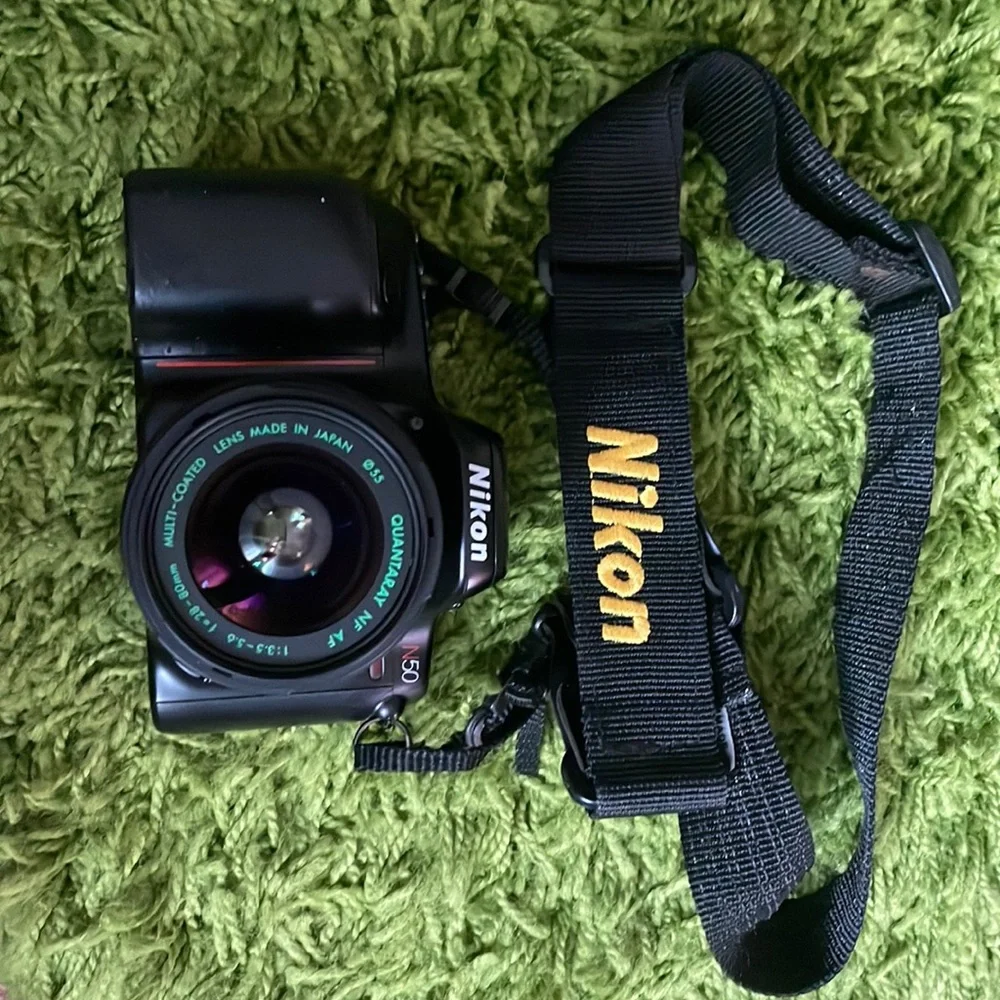 Nikon n50 35mm SLR film camera w/ Quantaray 28-80mm wide-zoom lens